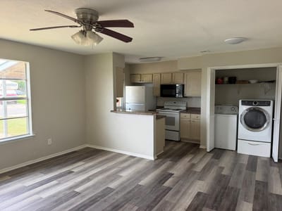 Primary bedroom at 512 Lenora DR - Steger Add, Taylor, TX