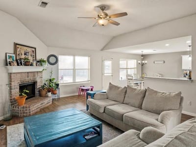 Primary bedroom at 512 Mockingbird LN - 3 bed 2 bath home