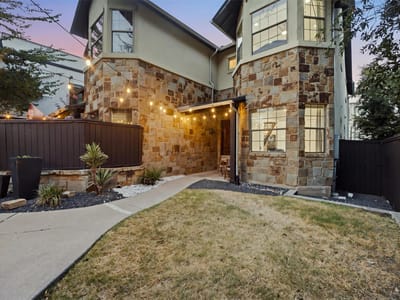 Property photo 5 at 512 Sunny LN Unit #B - 3 bed 3 bath home