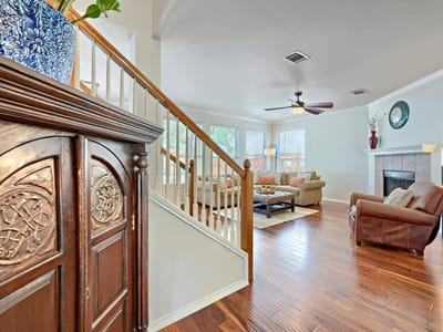 Photo 5 of 36 at 5120 Bluestar DR - 3 bed 2 bath home