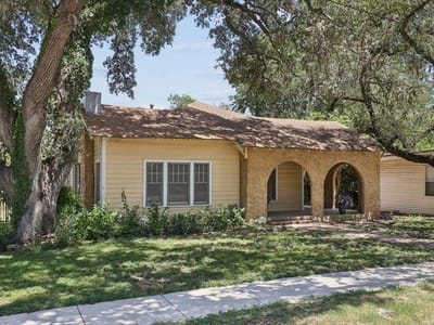 Property photo 2 at 514 S Main ST - 3 bed 1 bath home