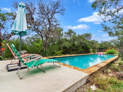 Primary bedroom at 515 Circle DR - 3 bed 2 bath home