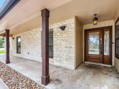 Property photo 2 at 515 Rolling Green DR - 5 bed 3 bath home