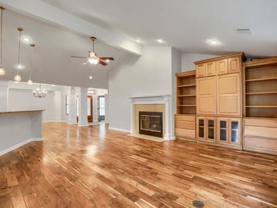 Property photo 5 at 515 Rolling Green DR - 5 bed 3 bath home