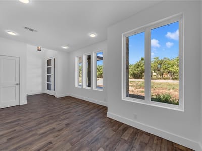 Property photo 3 at 515 Sun Ray - 3 bed 2 bath home