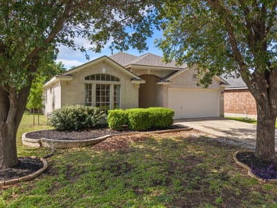 Kitchen at 517 Paso Fino Trl - 4 bed 2 bath home
