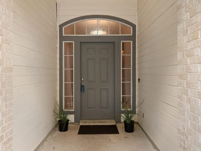 Primary bedroom at 517 Paso Fino Trl - 4 bed 2 bath home