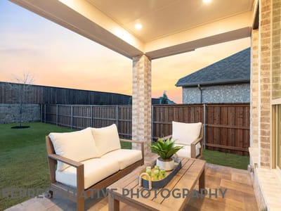 Living area at 520 High Summit DR - 4 bed 3 bath home