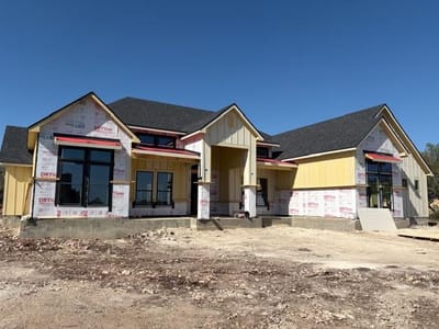 Living area at 520 Vale Pond SPUR - 4 bed 3 bath home