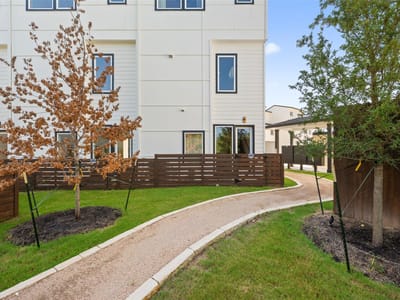 Property photo 3 at 5201 E Martin Luther King Jr BLVD Unit #7103 - 3 bed 2 bath home