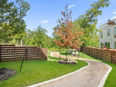 Property photo 4 at 5201 E Martin Luther King Jr BLVD Unit #7103 - 3 bed 2 bath home