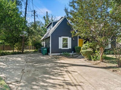 Property photo 2 at 5205 Calais CT - 6 bed 2 bath home