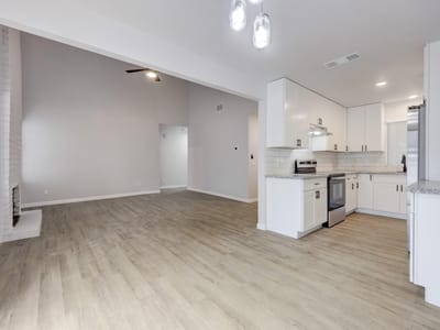 Property photo 3 at 5209 Purple Sage DR - 6 bed 4 bath home