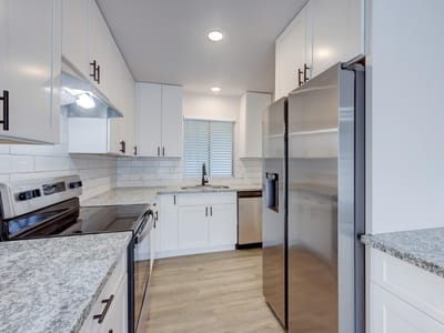 Property photo 4 at 5209 Purple Sage DR - 6 bed 4 bath home