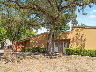 Property photo 3 at 521 & 525 W Hutchison ST - Lindsey & Harvey Addn, San Marcos, TX