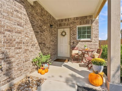 Photo 2 of 16 at 521 White Steppe WAY - 3 bed 2 bath home