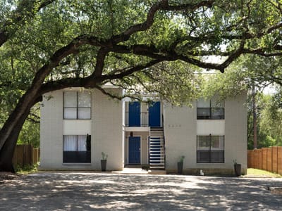 Property photo 5 at 5215 Saint Georges GRN Unit #B - 1 bed 1 bath home