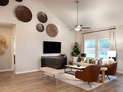 Property photo 3 at 523 Lavender Crest CV - 5 bed 3 bath home