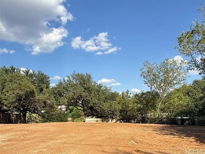 Photo 5 of 14 at 525 & 527 County Road 136A Rd - Kingsland, Kingsland, TX