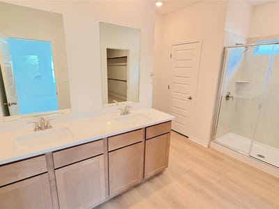 Photo 4 - 526 Lavender Crest CV Photo 4 of 6 at 526 Lavender Crest CV - 4 bed 2 bath home