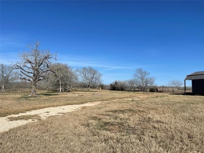 Primary bedroom at 5279 Fm 2762 - 1 bed 1 bath home
