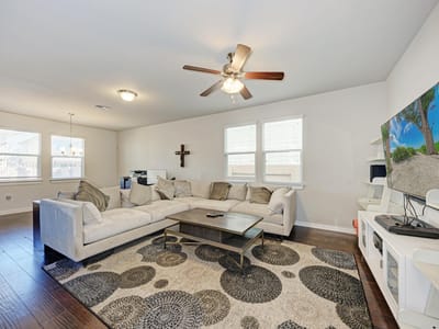 Property photo 5 at 5305 Ingersoll LN - 3 bed 2 bath home