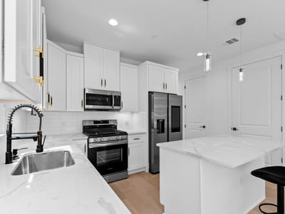 Property photo 2 at 5305 Ledesma RD Unit #4 - 2 bed 2 bath home
