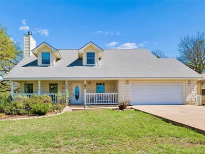 Kitchen at 531 Pecan Creek DR - 3 bed 2 bath home