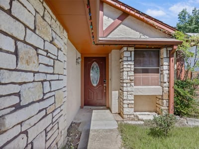 Property photo 3 at 5318 Walnut Grove DR - 3 bed 1 bath home