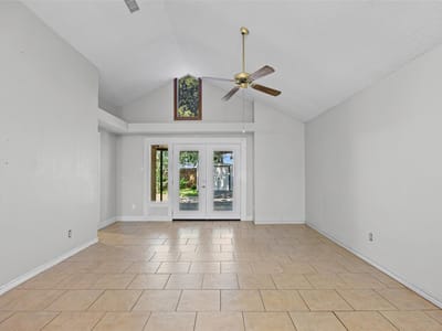 Property photo 4 at 5318 Walnut Grove DR - 3 bed 1 bath home