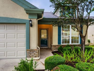 Photo 2 of 22 at 532 Farm Hill DR - 3 bed 2 bath home