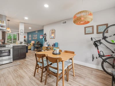Primary bedroom at 5332 Balcones DR Unit #B - 2 bed 2 bath home