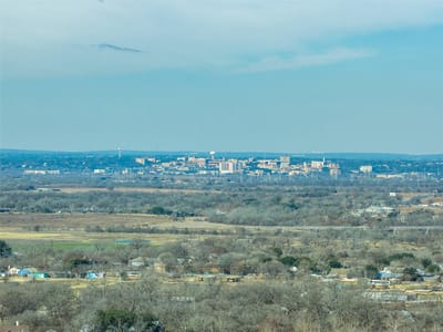 Property photo 3 at 536 NW River Rd - Riverview Residences Sub, Martindale, TX