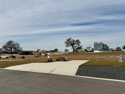 Photo 3 of 23 at 5386 Ranch Road 1376 Rd Unit #214 - Fredericksburg, Fredericksburg, TX