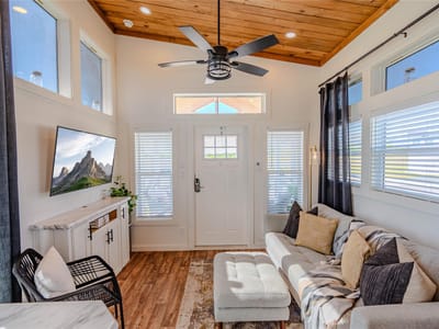 Photo 3 of 27 at 5386 Ranch Road 1376 Unit #88 - 2 bed 1 bath home