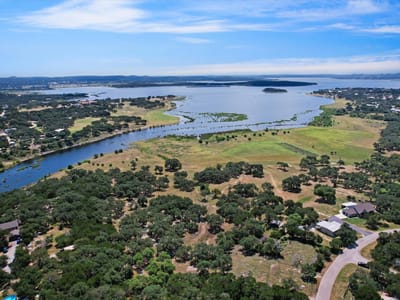 Property photo 5 at 539 Clay RDG - Lakewood Hills, Canyon Lake, TX