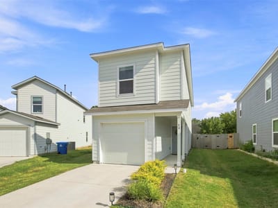 Property photo 2 at 54 Trinity CIR - 3 bed 2 bath home