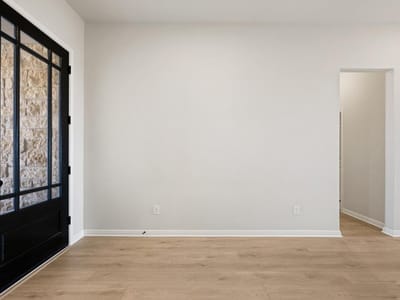 Property photo 5 at 540 Redding WAY - 3 bed 2 bath home