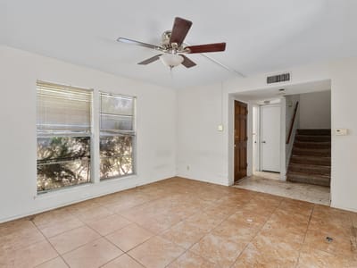 Property photo 2 at 5400 Salem Walk DR - 3 bed 1 bath home