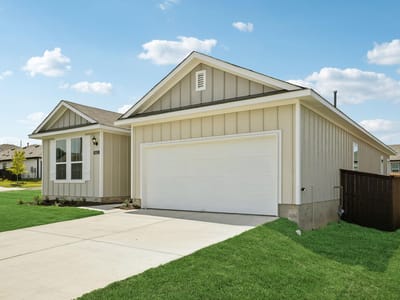 Property photo 3 at 5413 Murano CV - 4 bed 2 bath home