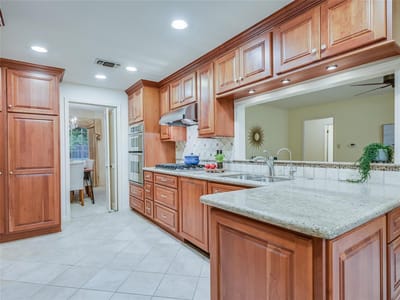Photo 3 of 30 at 5415 Claymoor DR - 3 bed 2 bath home