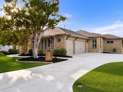 Living area at 5420 Destination WAY - 5 bed 4 bath home