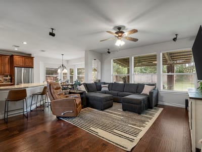 Living area at 5421 Korth DR - 5 bed 2 bath home