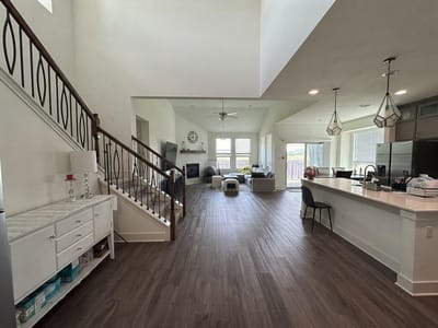 Property photo 4 at 545 Elm Green ST - 5 bed 3 bath home