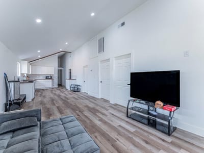 Primary bedroom at 545 W Vaughan St - 3 bed 2 bath home
