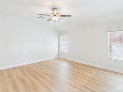 Primary bedroom at 546 Travertine Trl - 3 bed 2 bath home