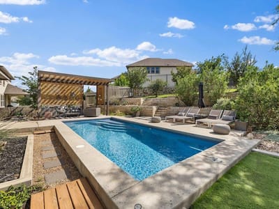 Living area at 5500 La Canada WAY - 3 bed 2 bath home