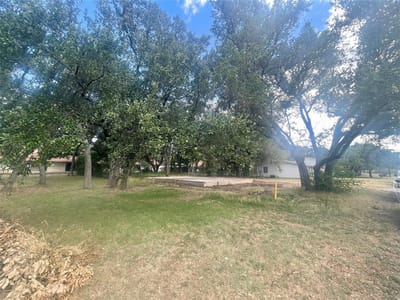 Property photo 2 at 5508 Kings Highway - Deer Park Sec 03, Austin, TX