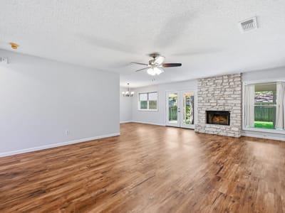Property photo 5 at 5509 Porsche LN - 3 bed 2 bath home