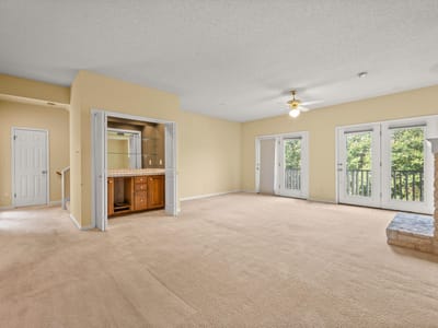 Property photo 5 at 5512 Oakwood CV Unit #162 - 3 bed 2 bath home